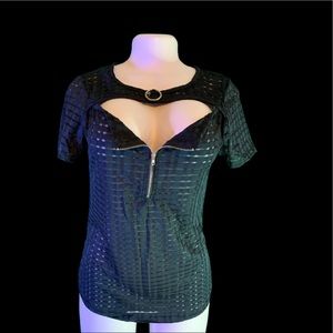Black shear shirt with front zipper